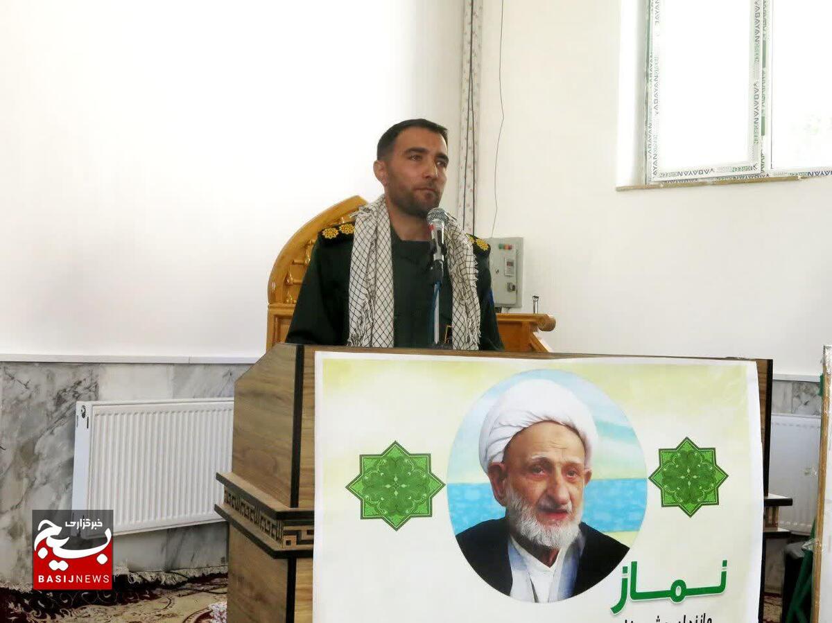 قرآن، منشوری برای زندگی، تربیت و ساخت تمدن اسلامی است