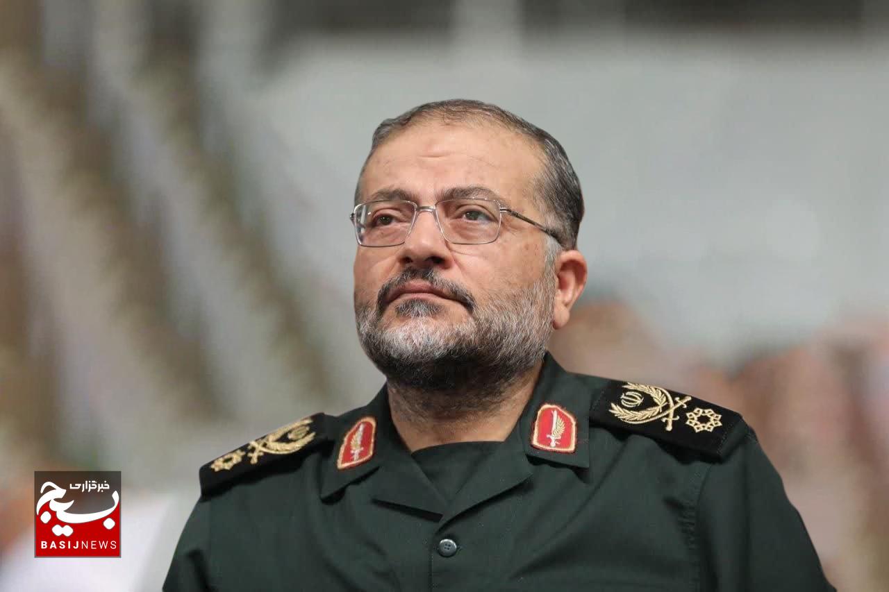 پیام سردار سلیمانی در پی درگذشت سردار افشار/ این سردار رشید اسلام با مدیریت جهادی، تلاش و مجاهدت فراوان، موجبات اعتلای انقلاب اسلامی و یکپارچگی و اقتدار نیروی مقاومت بسیج را فراهم نمود پیام سردار سلیمانی در پی درگذشت سردار افشار/ این سردار رشید اسلام با مدیریت جهادی، تلاش و مجاهدت فراوان، موجبات اعتلای انقلاب اسلامی و یکپارچگی و اقتدار نیروی مقاومت بسیج را فراهم نمود