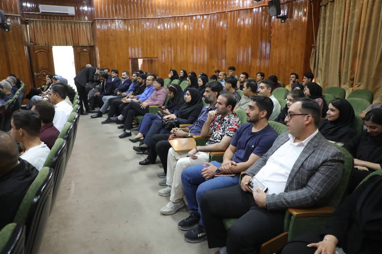 برگزاری همایش تخصصی «ترویج و تعمیق منش پهلوانی ویژه مربیان، داوران و ورزشکاران در یزد + تصاویر برگزاری همایش تخصصی «ترویج و تعمیق منش پهلوانی ویژه مربیان، داوران و ورزشکاران در یزد + تصاویر