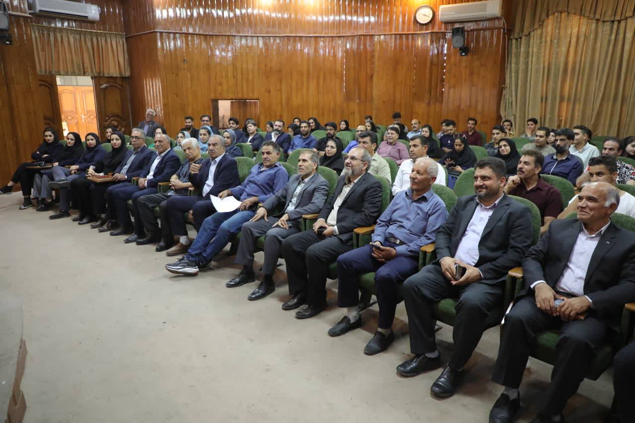 برگزاری همایش تخصصی «ترویج و تعمیق منش پهلوانی ویژه مربیان، داوران و ورزشکاران در یزد + تصاویر برگزاری همایش تخصصی «ترویج و تعمیق منش پهلوانی ویژه مربیان، داوران و ورزشکاران در یزد + تصاویر