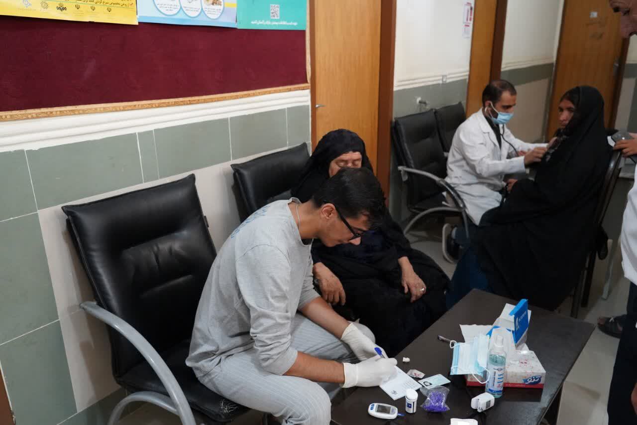 شیرینی خدمت دانشجویان جهادگر بسیجی دانشگاه علومپزشکی یاسوج در رود تلخ شیرینی خدمت دانشجویان جهادگر بسیجی دانشگاه علومپزشکی یاسوج در رود تلخ