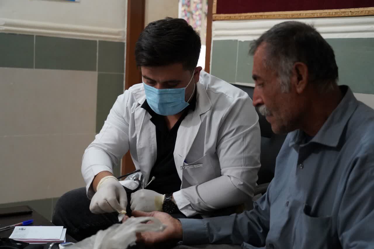 شیرینی خدمت دانشجویان جهادگر بسیجی دانشگاه علومپزشکی یاسوج در رود تلخ شیرینی خدمت دانشجویان جهادگر بسیجی دانشگاه علومپزشکی یاسوج در رود تلخ