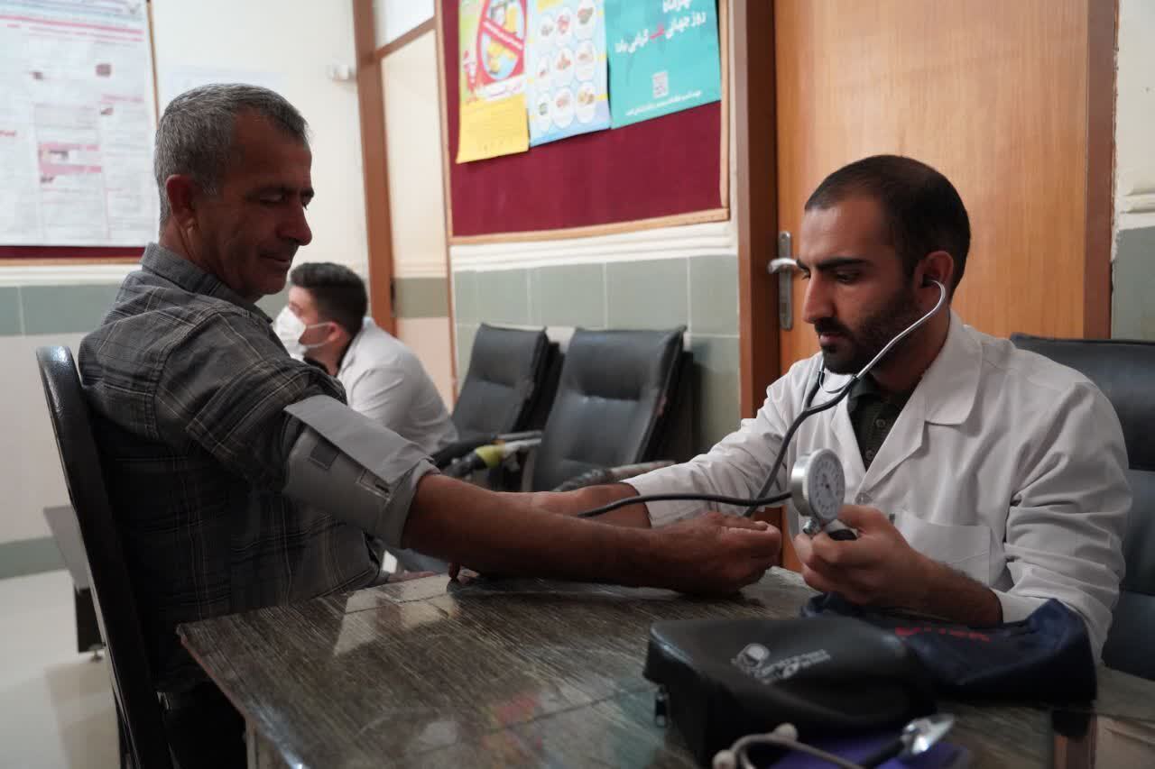 شیرینی خدمت دانشجویان جهادگر بسیجی دانشگاه علومپزشکی یاسوج در رود تلخ شیرینی خدمت دانشجویان جهادگر بسیجی دانشگاه علومپزشکی یاسوج در رود تلخ