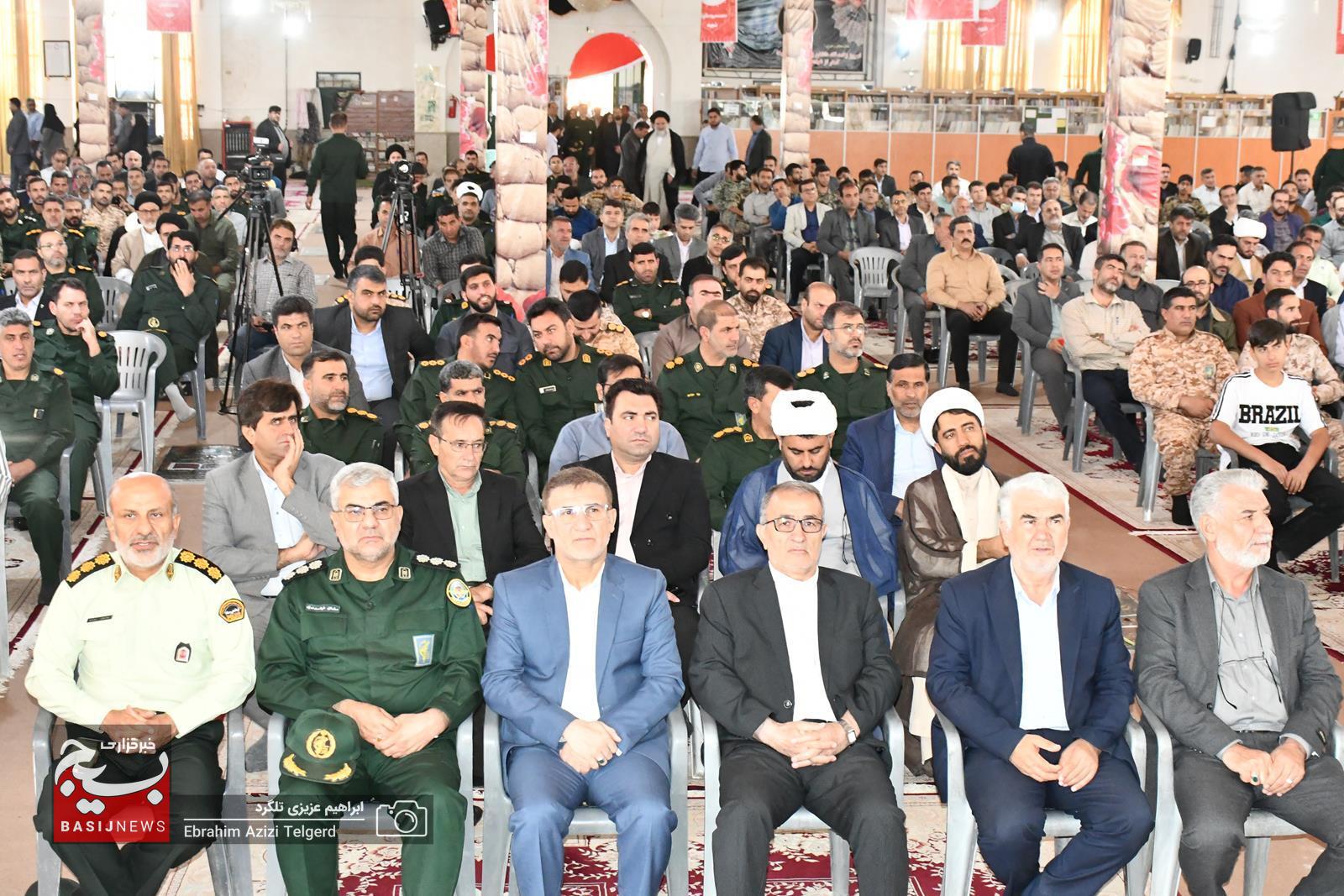 برگزاری آیین میهمانی لاله ها و عطرافشانی قبور مطهر شهدا در یاسوج برگزاری آیین میهمانی لاله ها و عطرافشانی قبور مطهر شهدا در یاسوج