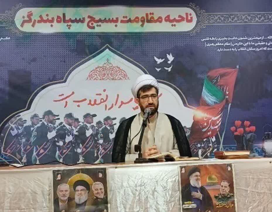 دفاع مقدس،مکتب زندهی تربیت و ایثار است/شهدا مسیر عزت و استقلال ایران را هموار کردند دفاع مقدس،مکتب زندهی تربیت و ایثار است/شهدا مسیر عزت و استقلال ایران را هموار کردند