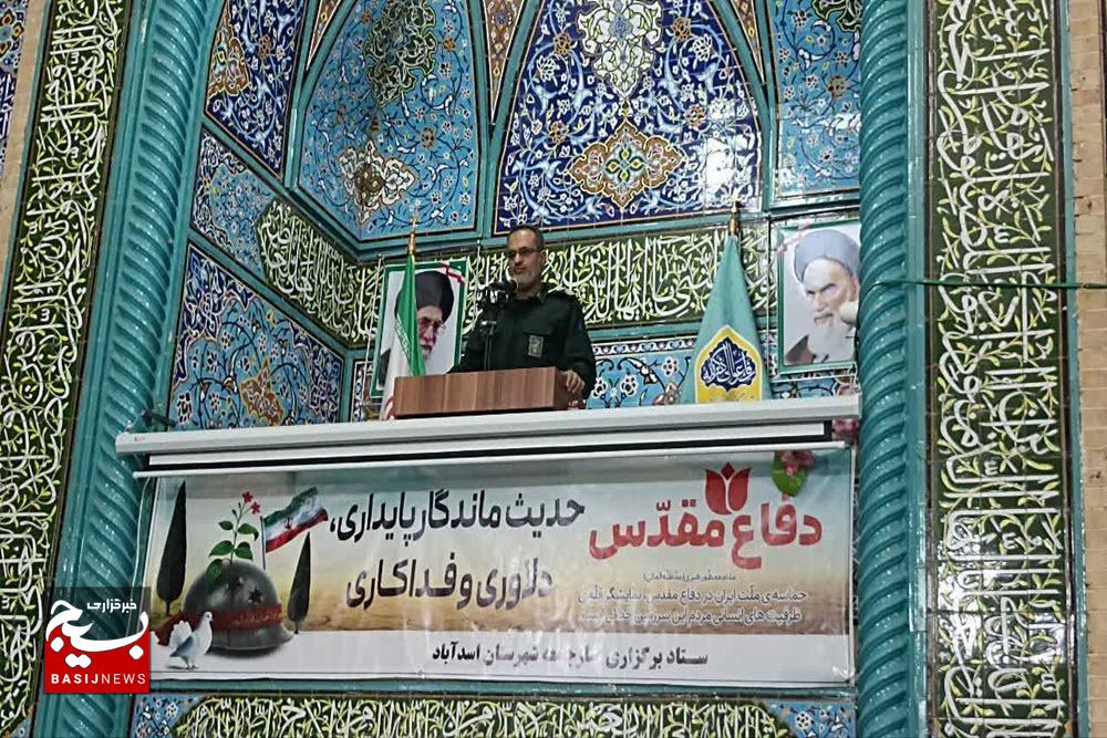 اتحاد و ولایتپذیری مردم، رمز پیروزی در دفاع مقدس بود