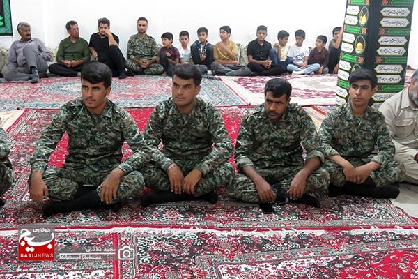معرفی اوّلین فرمانده پایگاه مقاومت روستای لاور ده سیراف معرفی اوّلین فرمانده پایگاه مقاومت روستای لاور ده سیراف