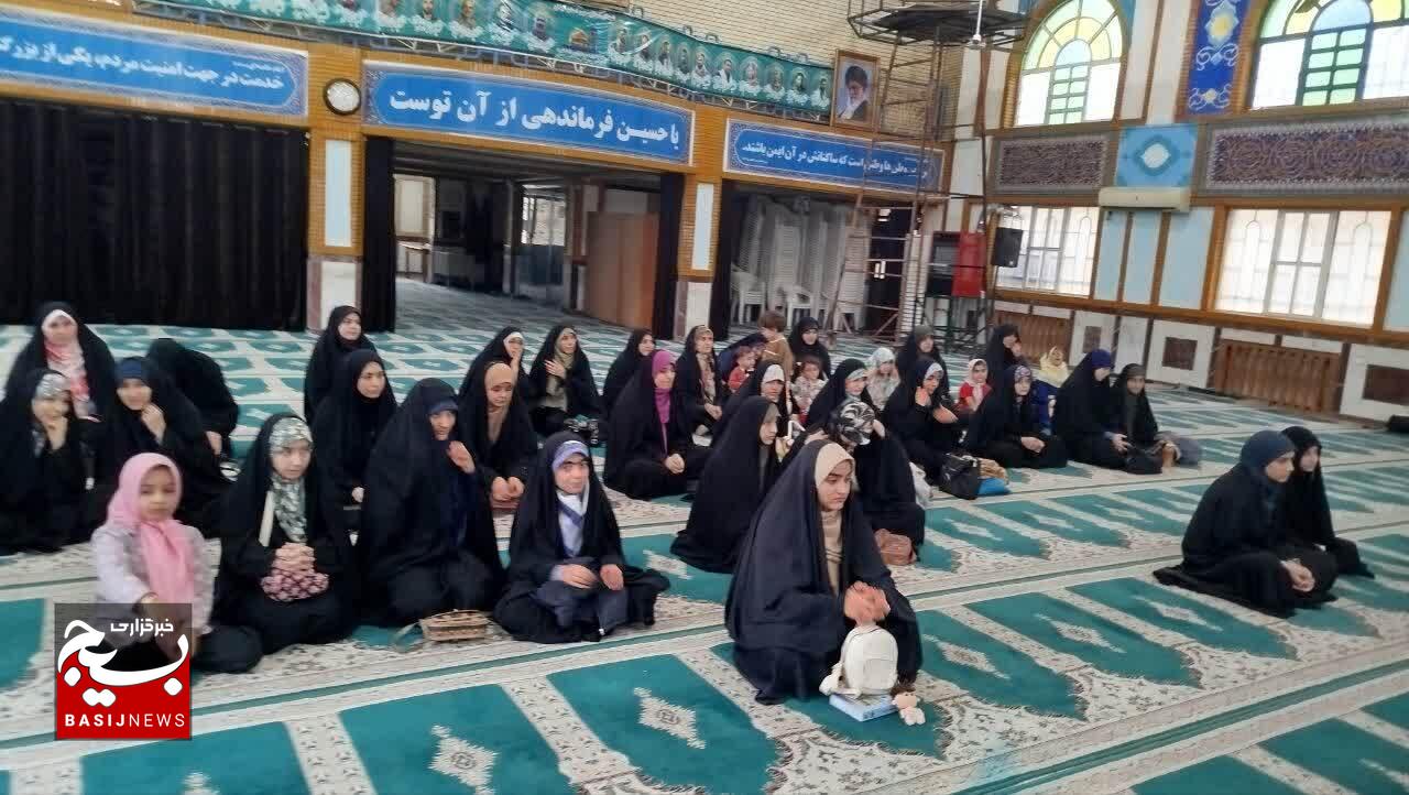فرزندان دختر پایوران به مشهد مقدس اعزام شدند فرزندان دختر پایوران به مشهد مقدس اعزام شدند