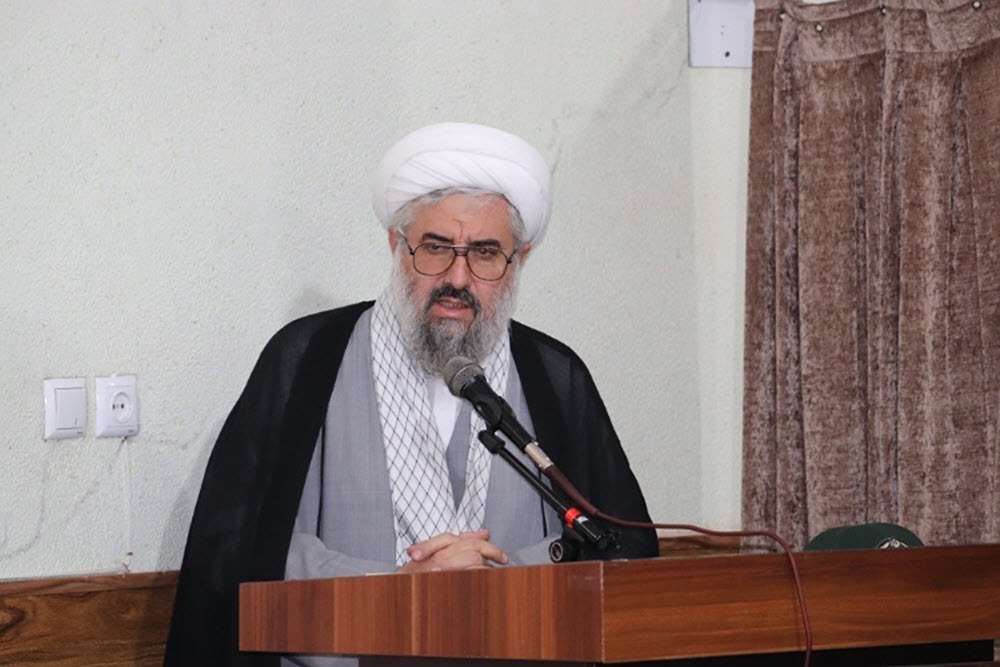 دشمن از وحدت ملت ایران هراس دارد