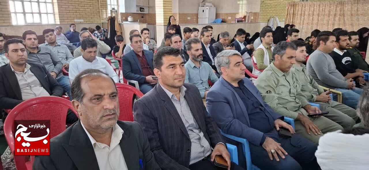 سید حسن نصرالله خارچشم کفر جهانی و پرچمدار مکتب مقاومت