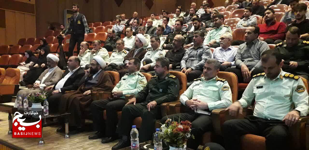 جهاد تبیین راه مقابله با توطئههای دشمن است جهاد تبیین راه مقابله با توطئههای دشمن است