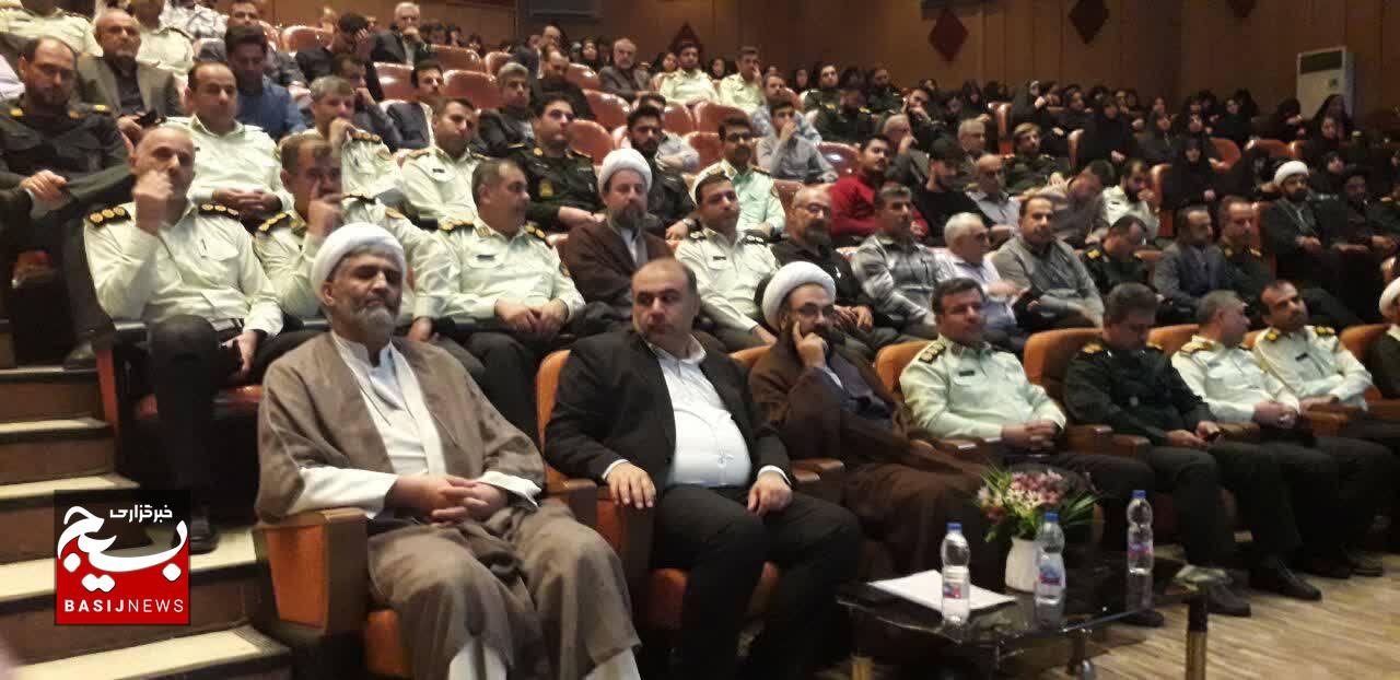 جهاد تبیین راه مقابله با توطئههای دشمن است جهاد تبیین راه مقابله با توطئههای دشمن است