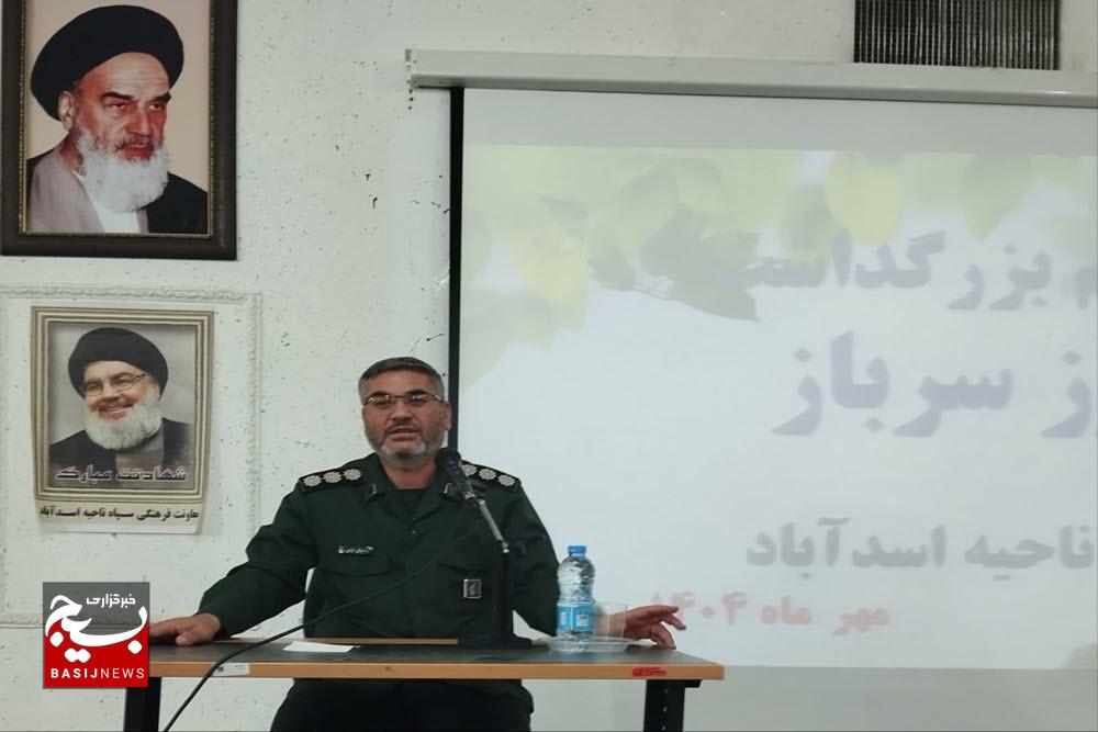 سربازان سرمایههای ارزشمند نیروهای مسلح و آیندهسازان کشور هستند
