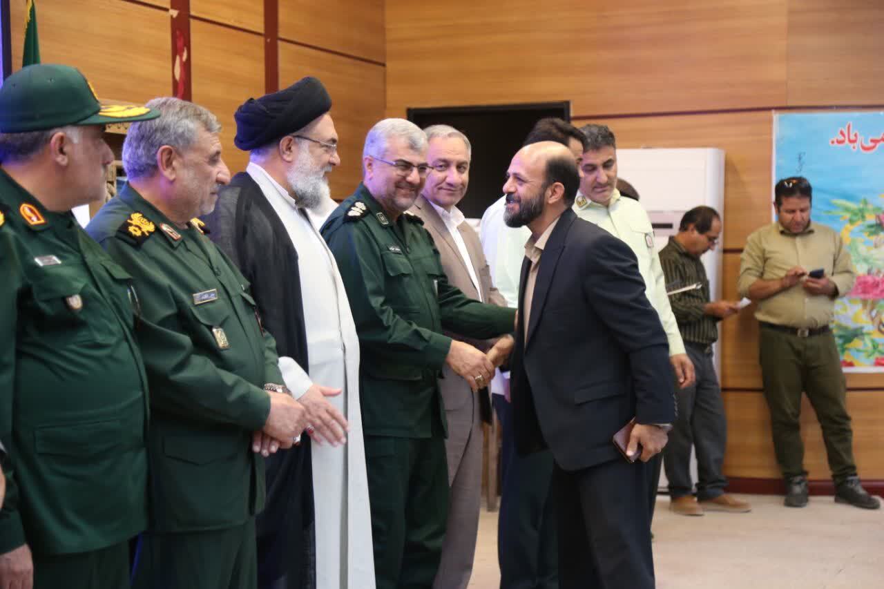 تجلیل از پیشکسوتان و فعالان دفاع مقدس کهگیلویه و بویراحمد + (تصاویر) تجلیل از پیشکسوتان و فعالان دفاع مقدس کهگیلویه و بویراحمد + (تصاویر)