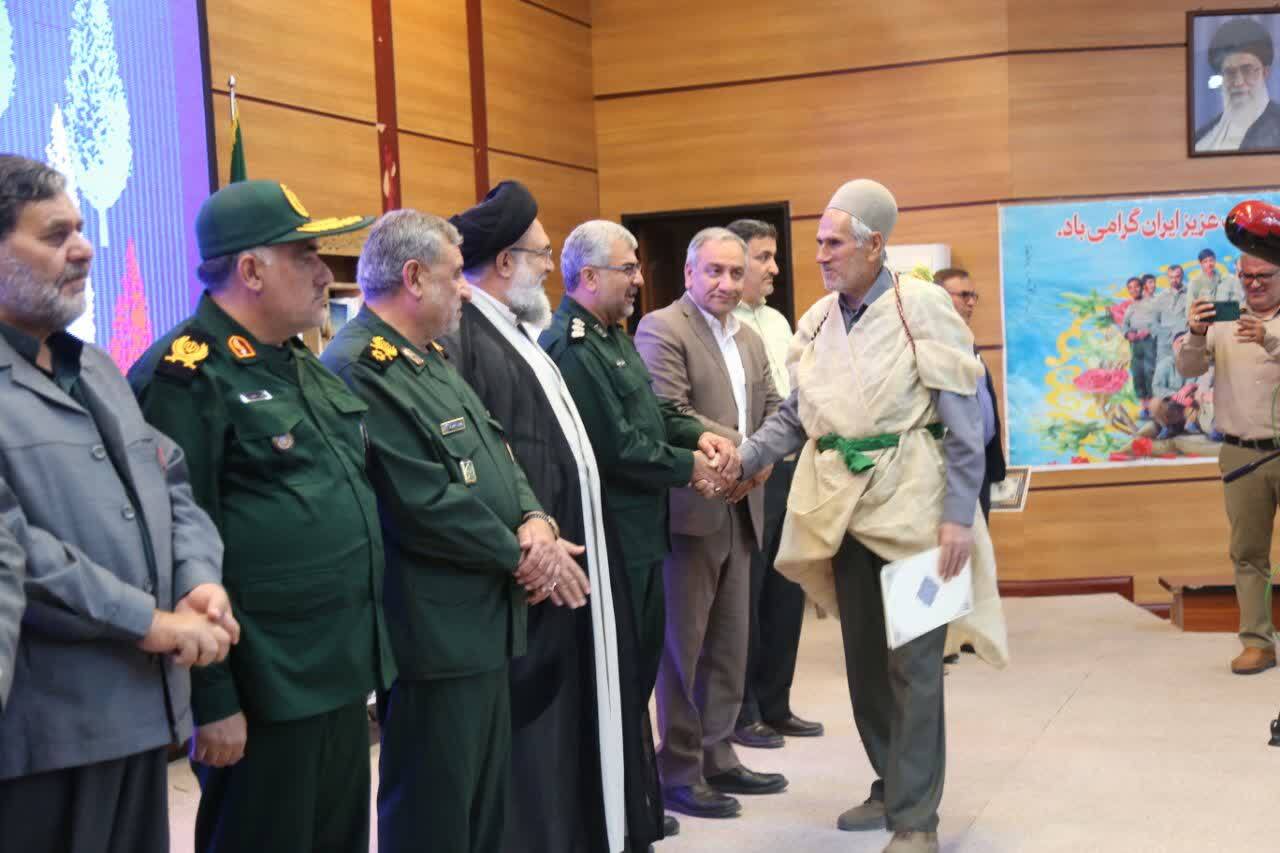 تجلیل از پیشکسوتان و فعالان دفاع مقدس کهگیلویه و بویراحمد + (تصاویر) تجلیل از پیشکسوتان و فعالان دفاع مقدس کهگیلویه و بویراحمد + (تصاویر)