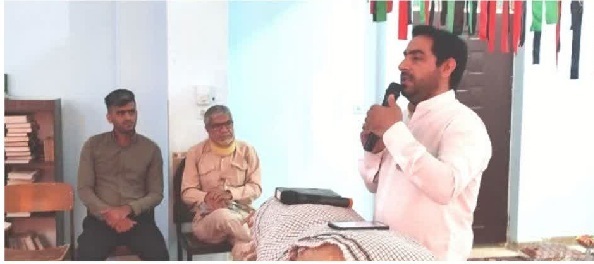 برگزاری یادواره شهدا در مدرسه هاجر شهر دلوار برگزاری یادواره شهدا در مدرسه هاجر شهر دلوار