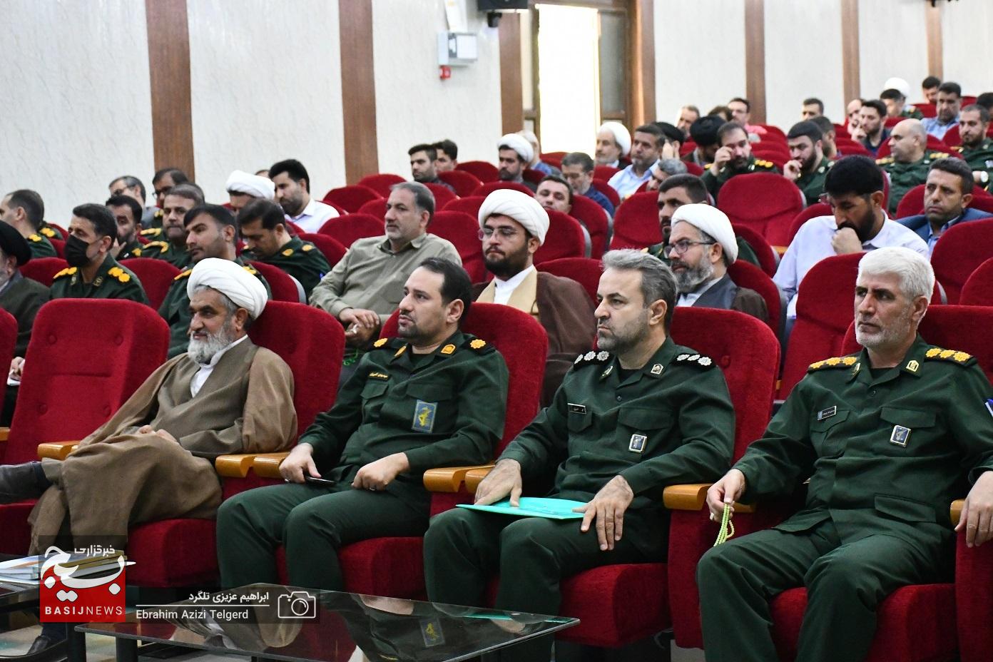 برگزاری همایش گفتمان سازی قرآن در سپاه فتح استان + ( تصاویر) برگزاری همایش گفتمان سازی قرآن در سپاه فتح استان + ( تصاویر)