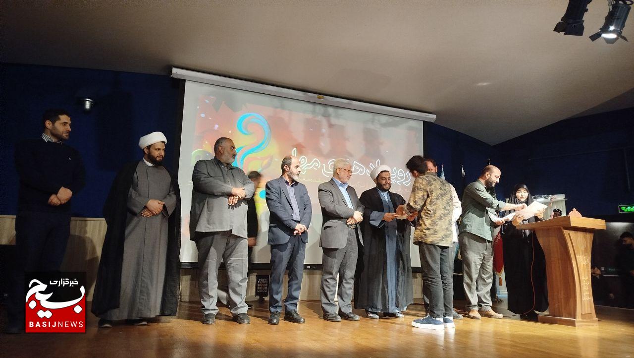 تجلیل از هنرمندان برتر در دومین رویداد هنری مها