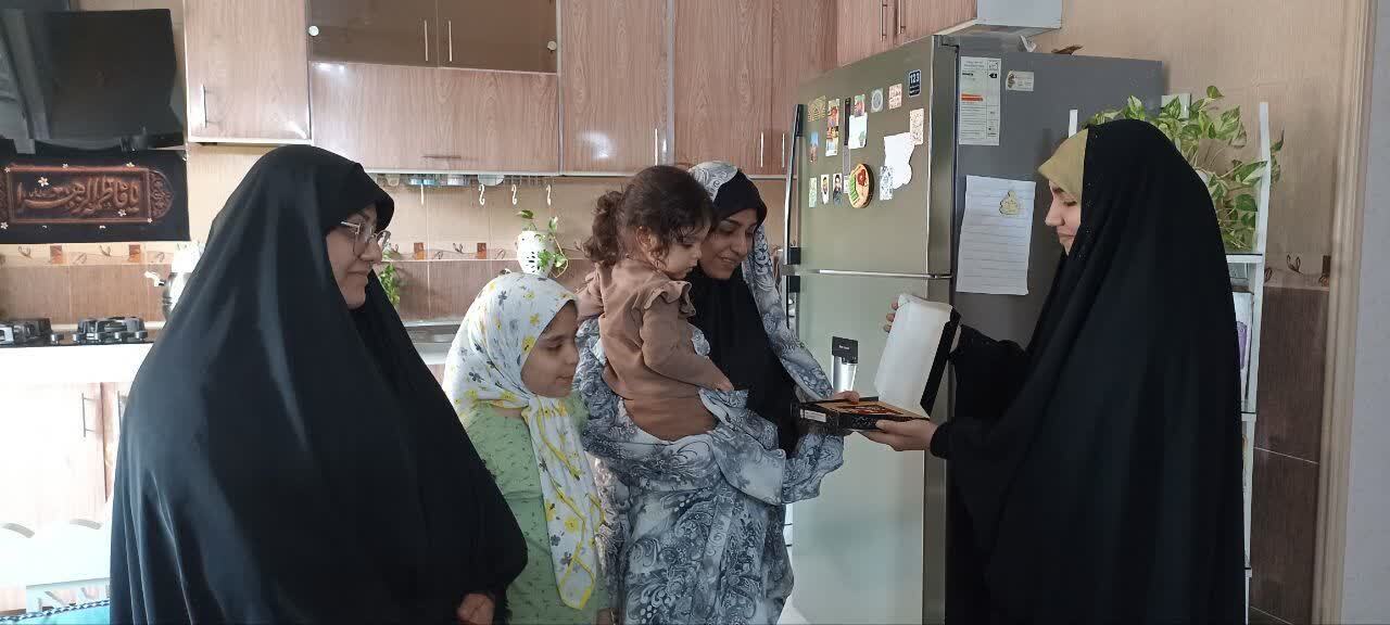 شیرینی زندگی در صدای خنده فرزندانم نهفته است شیرینی زندگی در صدای خنده فرزندانم نهفته است