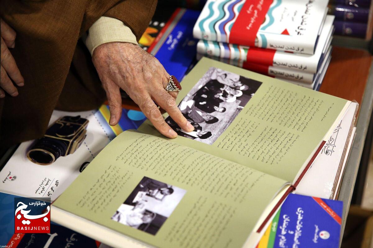 کتاب، سلاح نرم یک ملت است کتاب، سلاح نرم یک ملت است