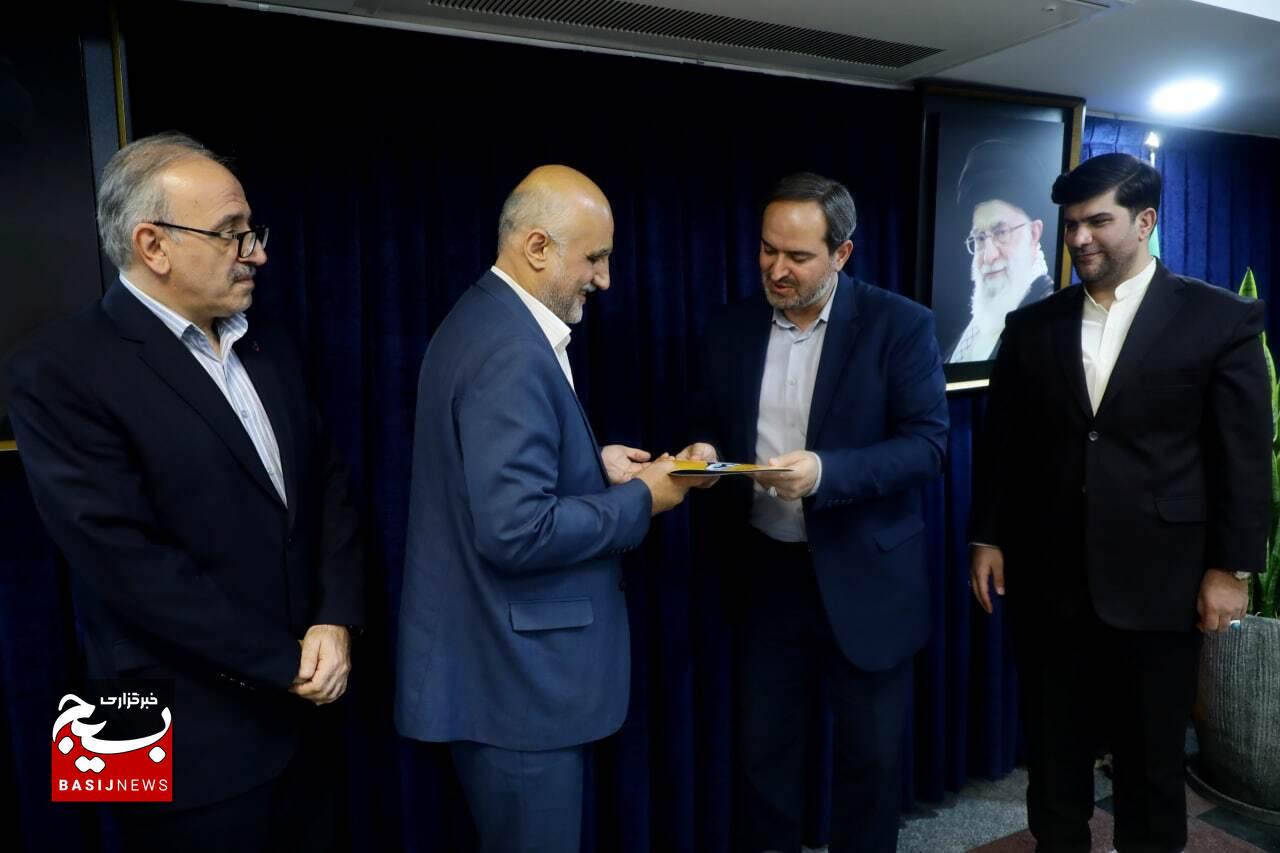 مراسم آیین معارفه فرمانده حوزه مقاومت بسیج ملی بانک رفاه کارگران برگزار گردید