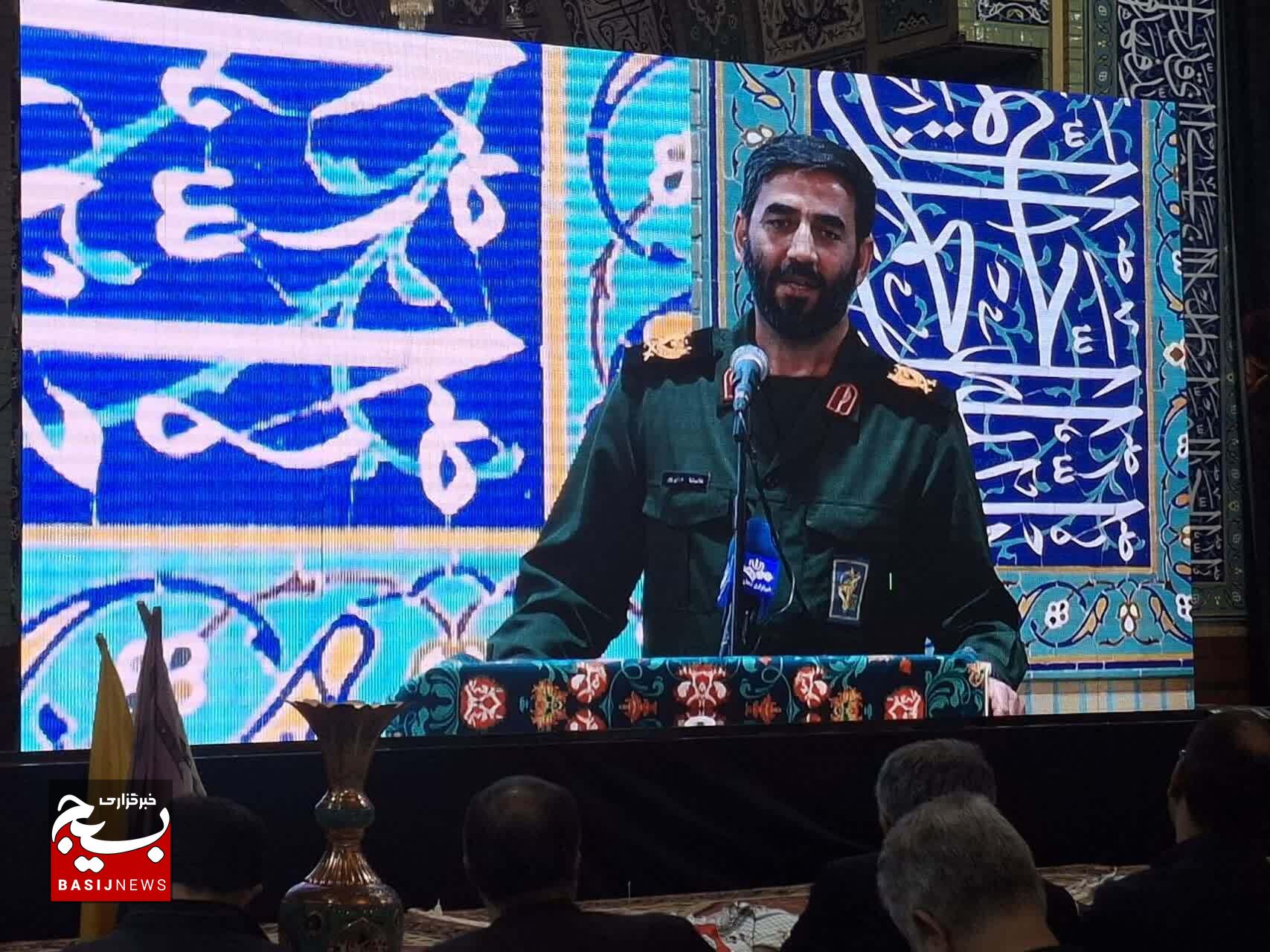 اصناف و نانوایان در جنگ ۱۲ روزه حماسه آفریدند حتی یک کالا کمبود نشد؛ بهویژه در تأمین «نان»/ باید کار را به مردم واگذار کنیم تا همه مشکلات حل شود اصناف و نانوایان در جنگ ۱۲ روزه حماسه آفریدند حتی یک کالا کمبود نشد؛ بهویژه در تأمین «نان»/ باید کار را به مردم واگذار کنیم تا همه مشکلات حل شود