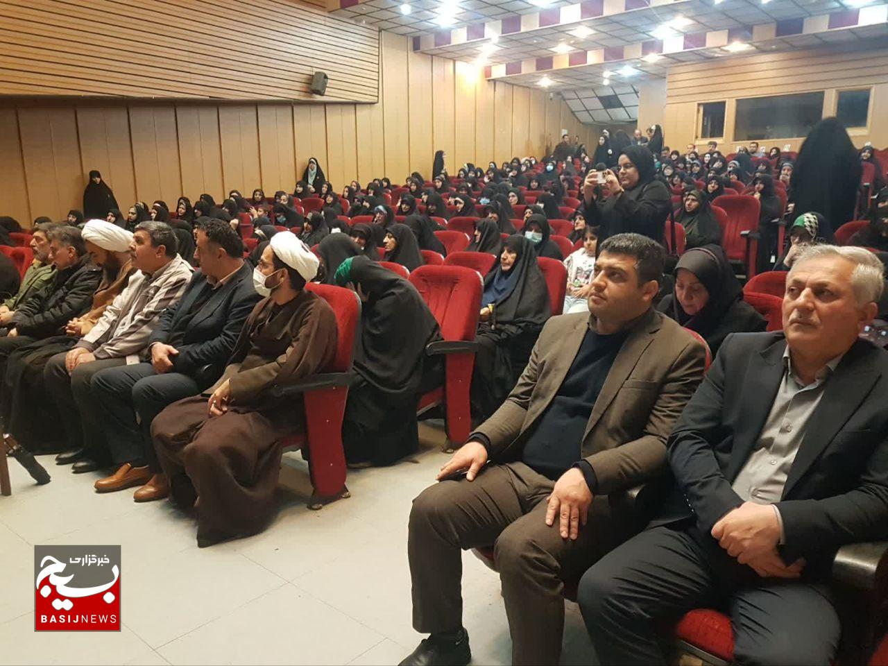 حضرت ام البنین (ع) الگوی زن تراز انقلاب اسلامی است حضرت ام البنین (ع) الگوی زن تراز انقلاب اسلامی است