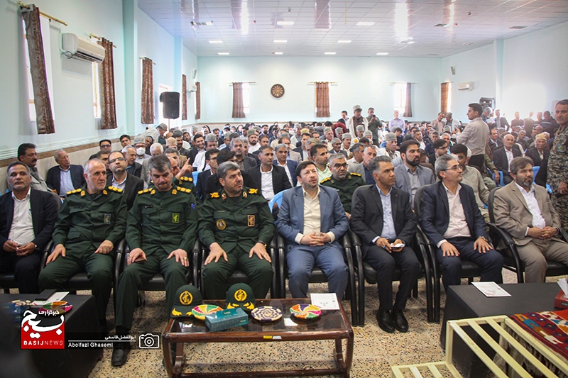 همایش نقش عشایر استان بوشهر در توسعه فرهنگ صلح، سازش و امنیت در تنگ‌ارم برگزار شد