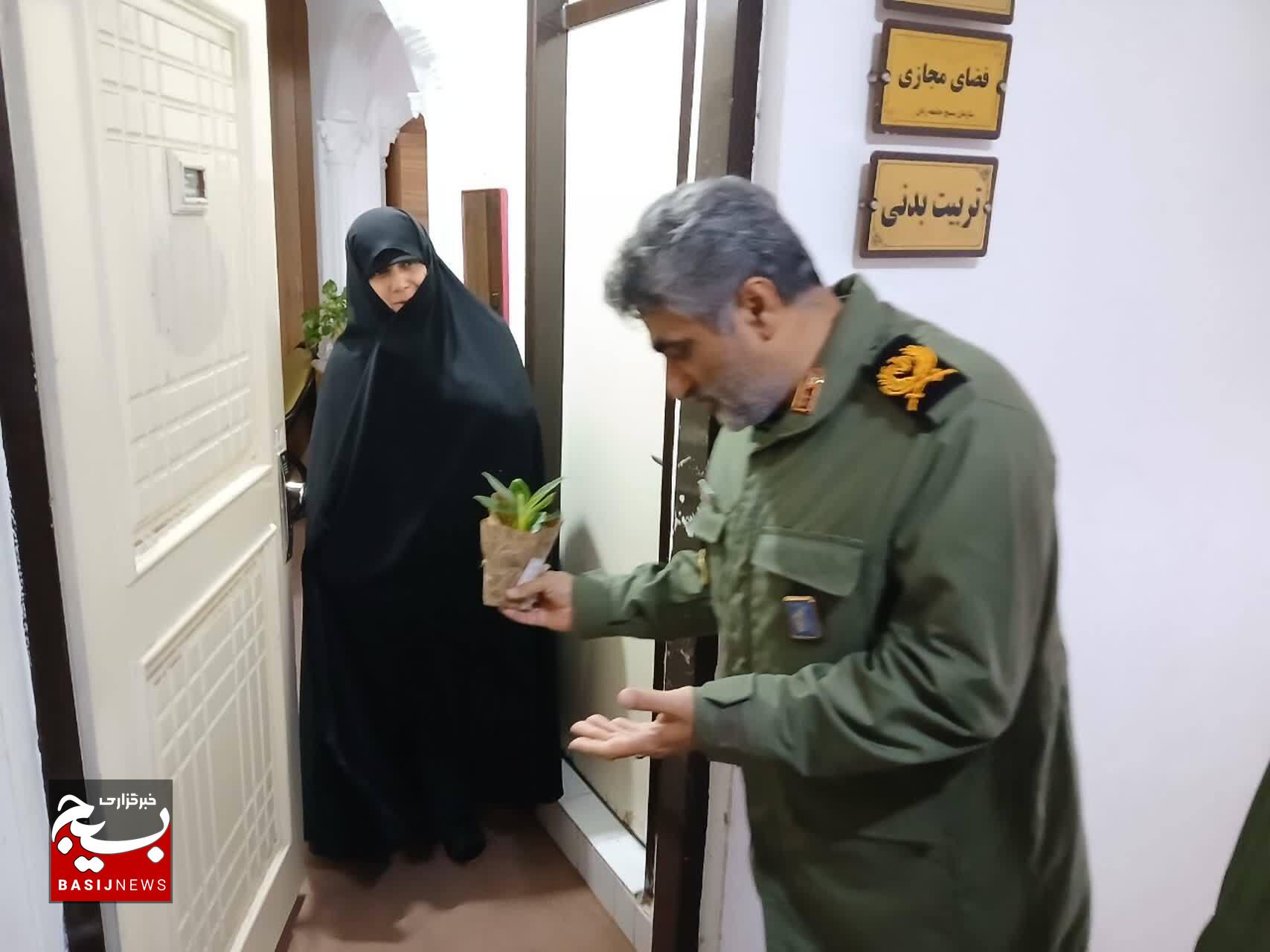 تقدیر از بانوان پایور و بسیجی سپاه قدس گیلان