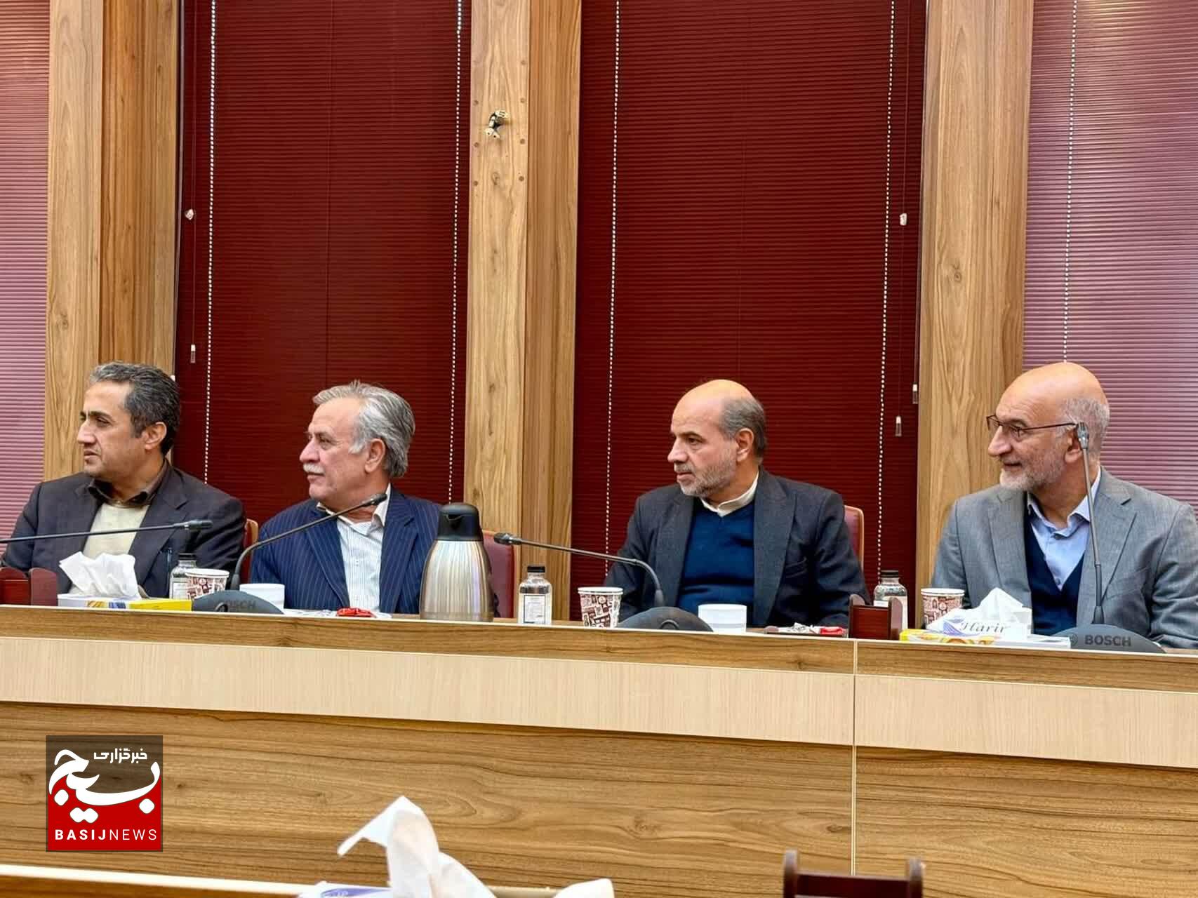 چهارمین نشست هیئت اندیشه‌ورز معاونان وزرای صمت با محور تأمین مالی تولید و تجارت برگزار شد