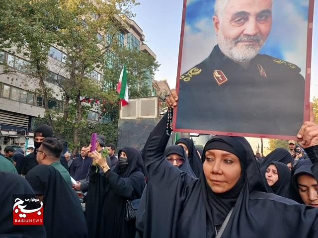 آیین تشییع یکصد شهیدگمنام در تهران برگزار شد