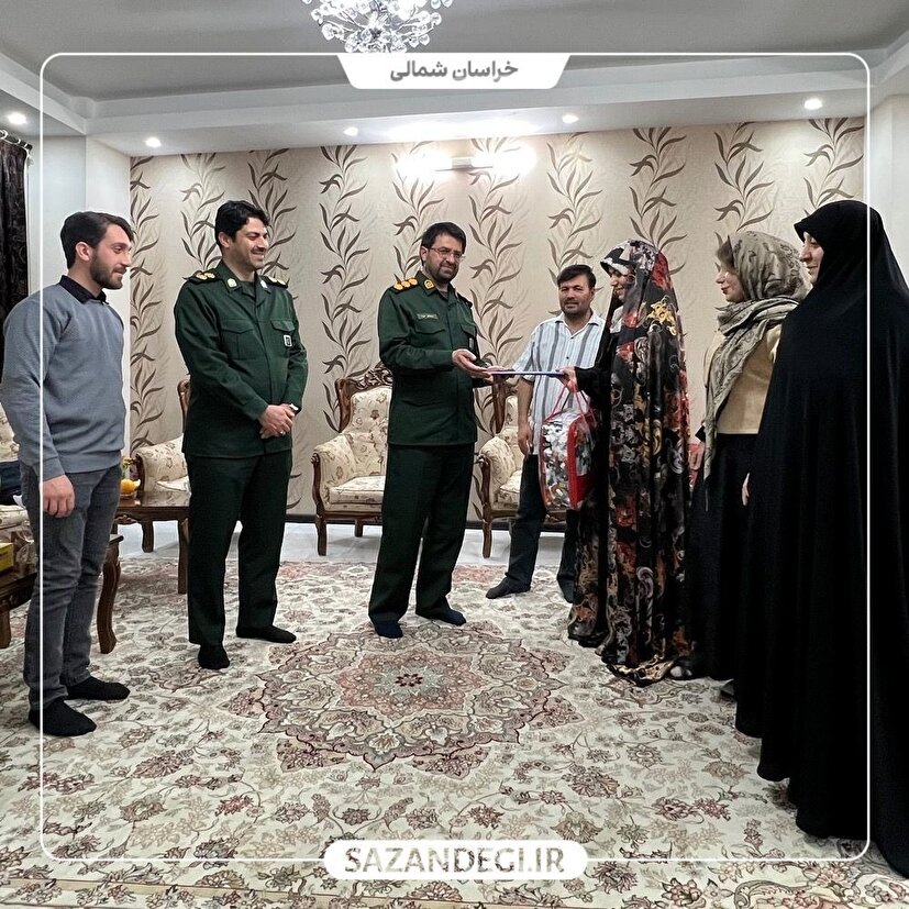 اعطای حکم و تقدیر از روابط فرهنگی و رسانه بسیج سازندگی خراسان‌شمالی