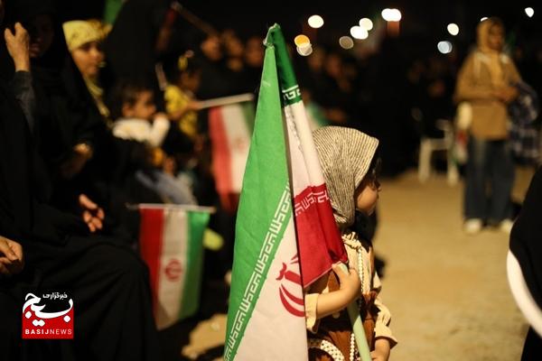 حضور فرمانده سپاه کنگان در اجتماع این شهر در شب ۱۲ فروردین/ مردم خالق حماسه‌های جاویدان در تاریخ انقلاب اسلامی هستند