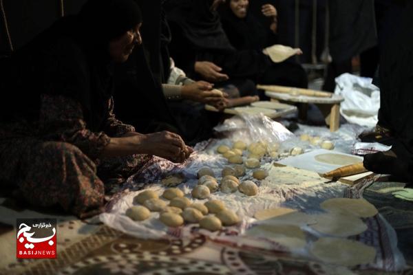 حضور فرمانده سپاه کنگان در اجتماع این شهر در شب ۱۲ فروردین/ مردم خالق حماسه‌های جاویدان در تاریخ انقلاب اسلامی هستند