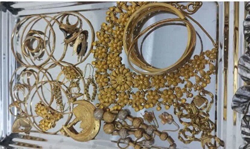 آغاز پویش اهدای طلا در میناب با اهدای جواهراتی به ارزش ۱ میلیارد تومان