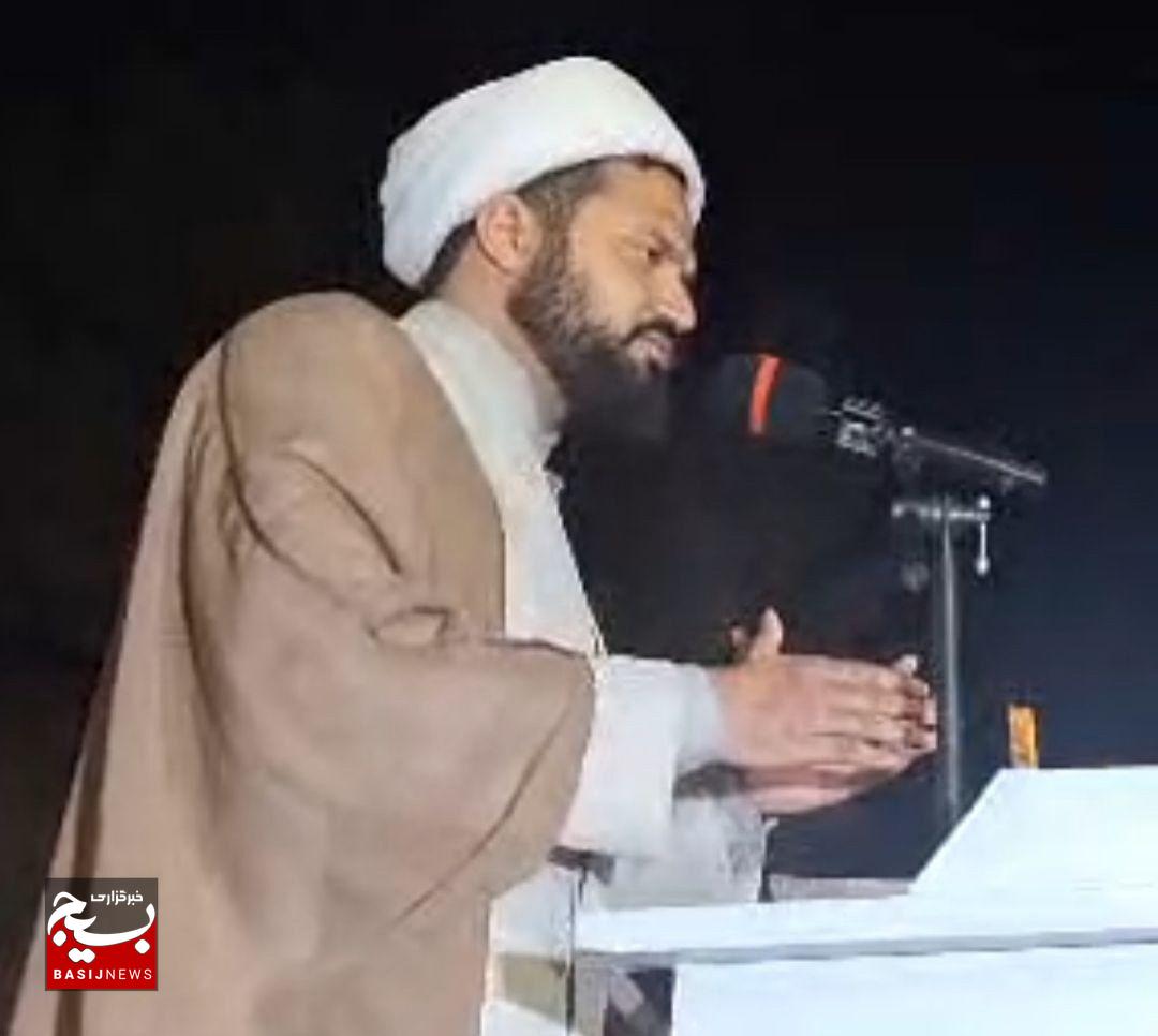 علت دشمنی آمریکا جلوگیری از گسترش اسلام است