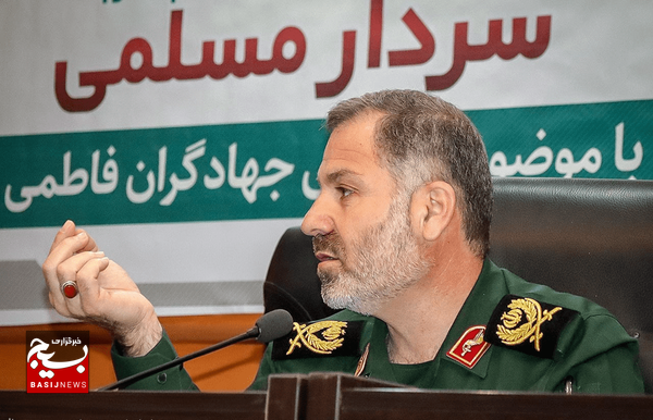 سپاه دژ تسخیرناپذیری برای پاسداری از کیان ایران اسلامی است سپاه دژ تسخیرناپذیری برای پاسداری از کیان ایران اسلامی است