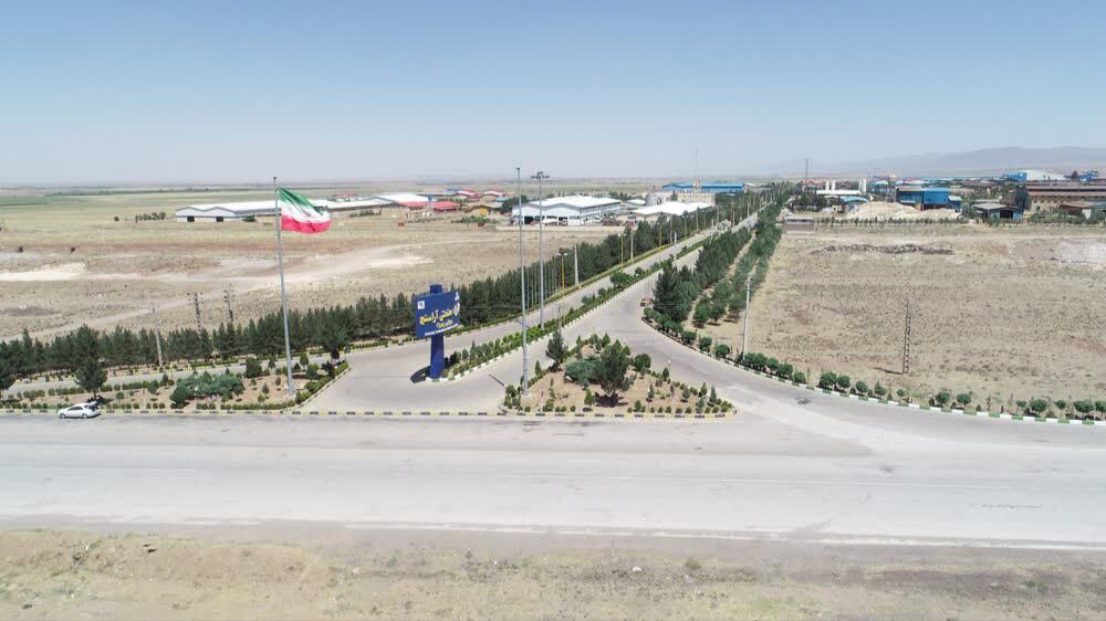 آغاز عمليات اجرايی طرح توسعه شهرک صنعتی آراسنج با سرمایه گذاری ۹۰۰ میلیارد ریالی آغاز عمليات اجرايی طرح توسعه شهرک صنعتی آراسنج با سرمایه گذاری ۹۰۰ میلیارد ریالی