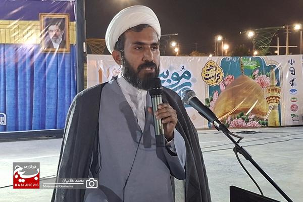 همبستگی کنگانیها؛ اجتماع پرشور در پنجاه و دومین شب/ امروز سلاح مردم، پرچم و مشتهای گره کرده است همبستگی کنگانیها؛ اجتماع پرشور در پنجاه و دومین شب/ امروز سلاح مردم، پرچم و مشتهای گره کرده است
