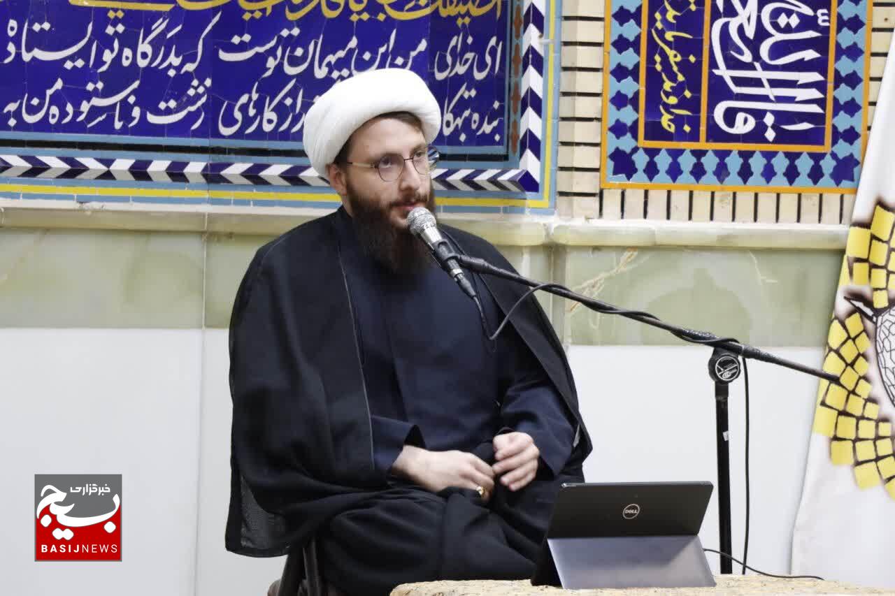 بانوان کنشگر مسجدی و کانونی هستههای جهاد تبیین را تشکیل می دهند بانوان کنشگر مسجدی و کانونی هستههای جهاد تبیین را تشکیل می دهند