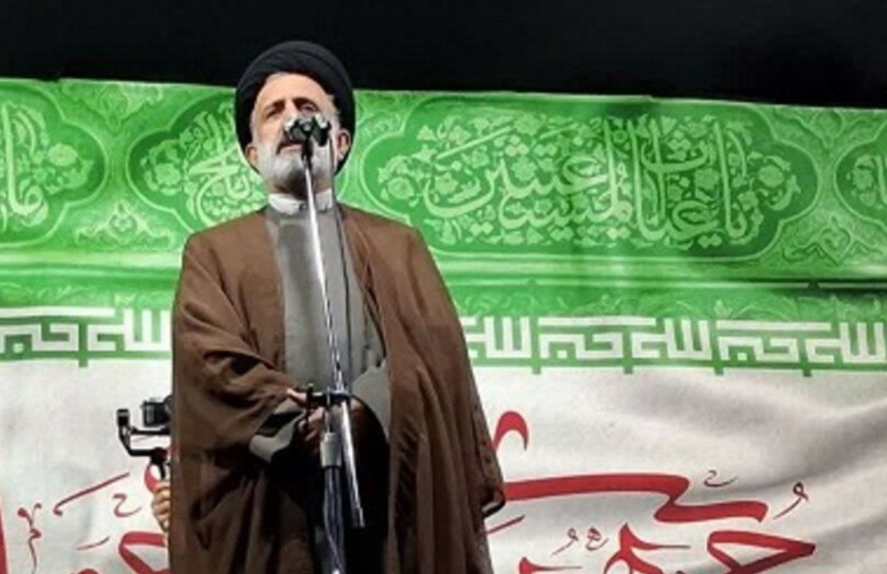 توطئههای دشمن را خنثی کرده و زمینه پیروزی را فراهم ساخته است توطئههای دشمن را خنثی کرده و زمینه پیروزی را فراهم ساخته است
