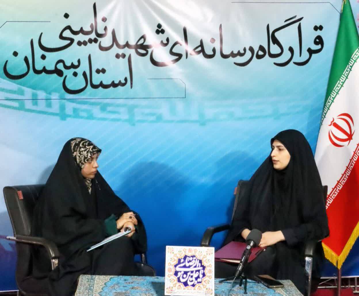 اساتید و دانشگاهها در خط مقدم جهاد تبیین و آگاهیبخشی قرار دارند اساتید و دانشگاهها در خط مقدم جهاد تبیین و آگاهیبخشی قرار دارند