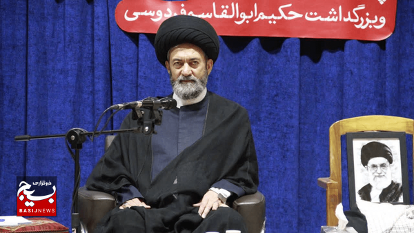 آیتالله عاملی: دنیا در برابر مقاومت ملت ایران متحیر است آیتالله عاملی: دنیا در برابر مقاومت ملت ایران متحیر است