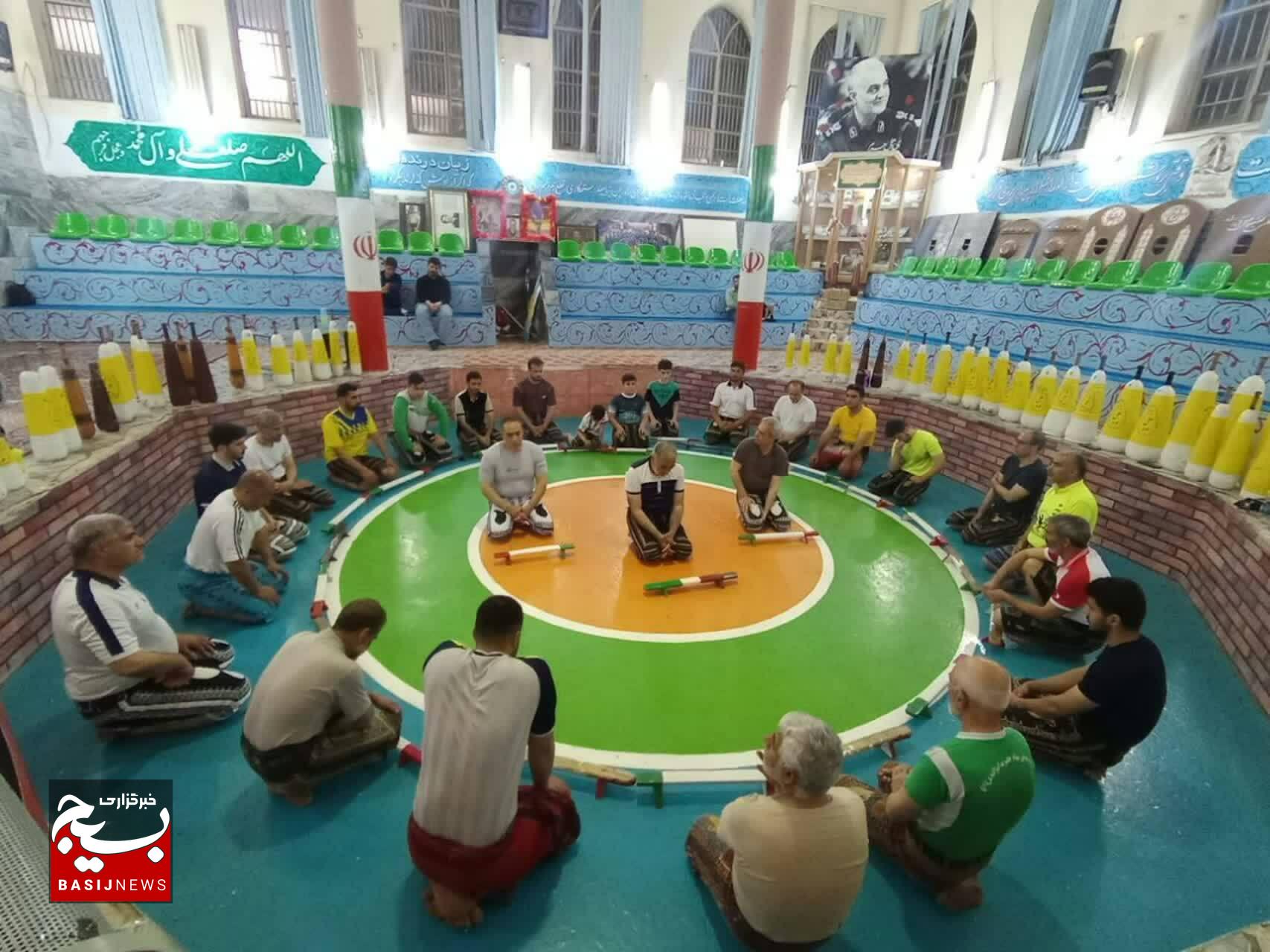 تجدید بیعت ورزشکاران باستانیکار لرستان با آرمانهای شهید مهدی چنگایی تجدید بیعت ورزشکاران باستانیکار لرستان با آرمانهای شهید مهدی چنگایی