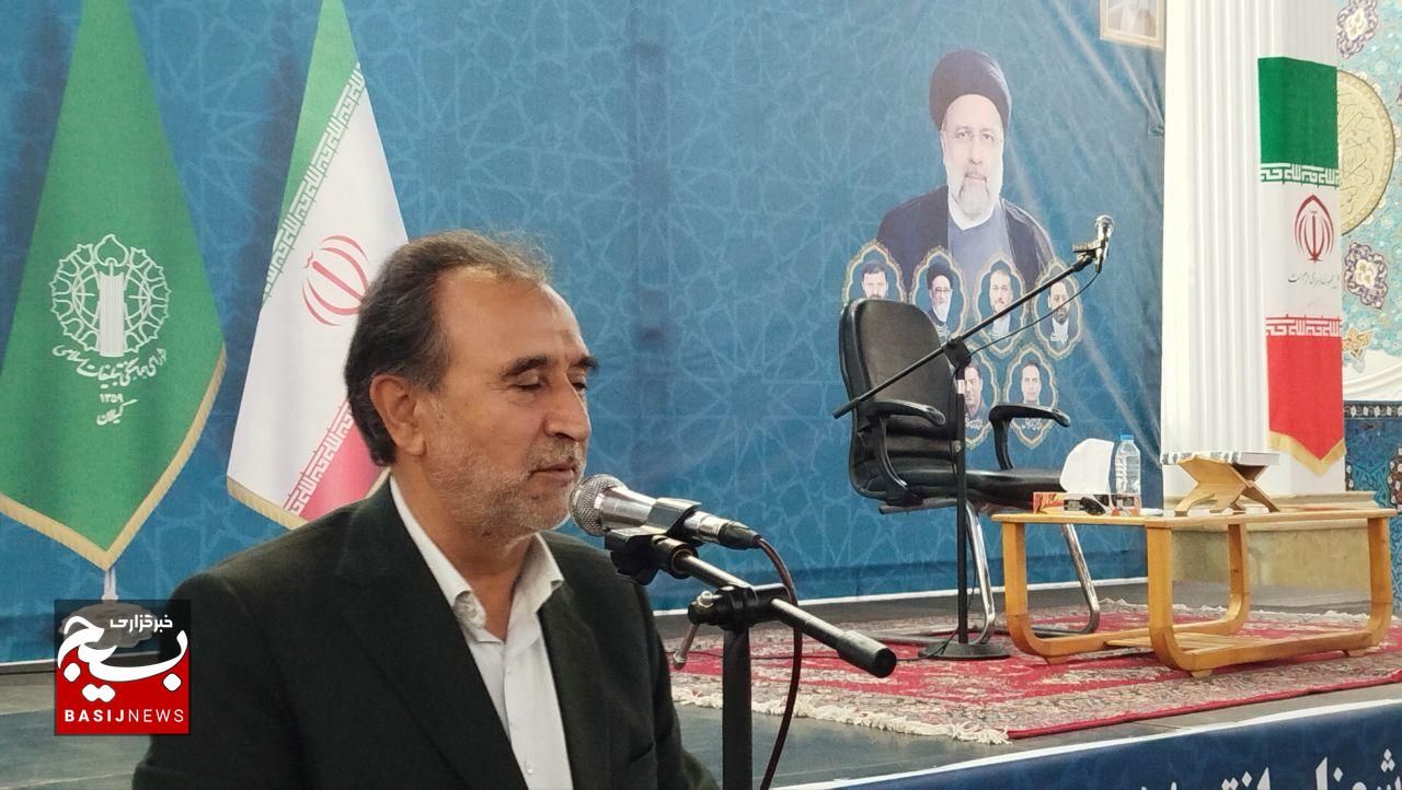 شهید رئیسی با جهاد خستگی‌ناپذیر، ایران را به ریل درست بازگرداند