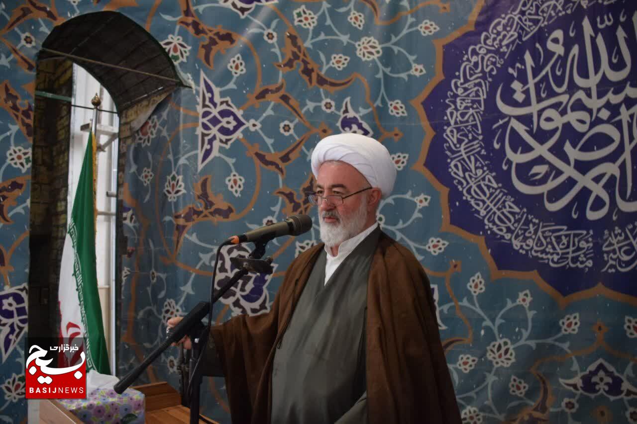 اجتماع مؤمنان مایه دلگرمی مسئولان و برهم‌زننده محاسبات دشمنان است