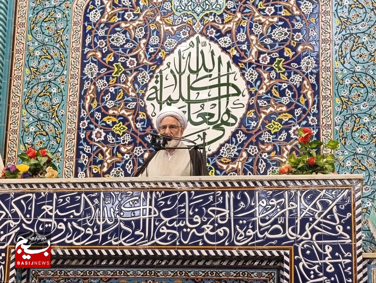 مردم در صحنه‌اند اما دو موضوع آنها را به خشم آورده، احتکار و تورم سرسام آور