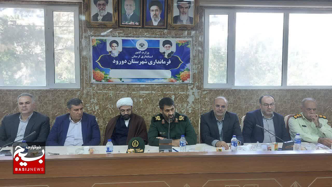 تأکید فرمانده سپاه لرستان بر اقتدار راهبردی ایران در تنگه هرمز و بازیابی سرمایه اجتماعی نظام