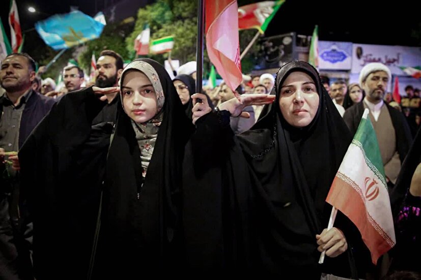 زنان، حماسه و عاطفه