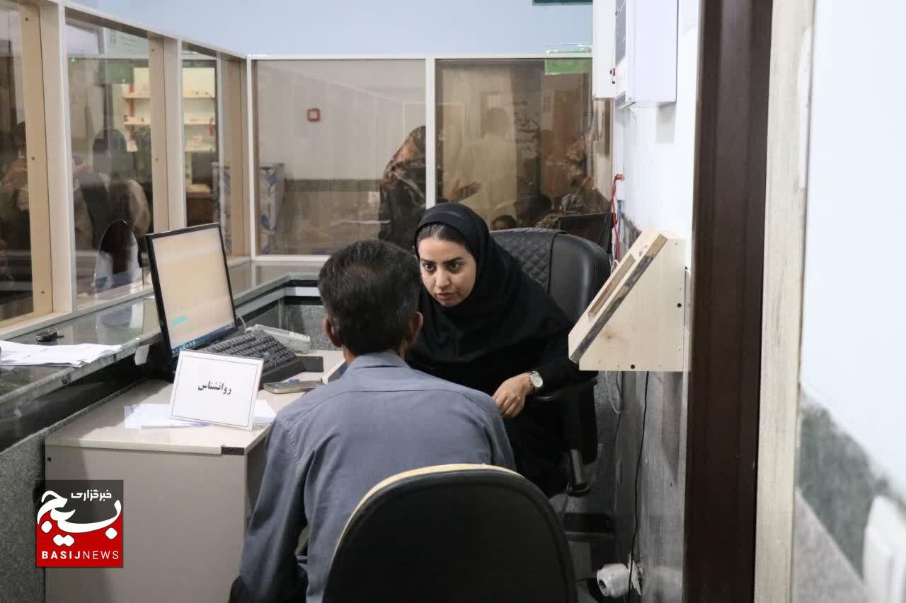 ارائه بیش از ۲۵۰ خدمت درمانی و مشاورهای در اردوی جهادی «جنگلآباد» ارائه بیش از ۲۵۰ خدمت درمانی و مشاورهای در اردوی جهادی «جنگلآباد»